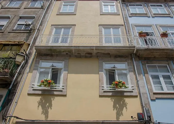 Liiiving In - Clerigos Terrace Апартаменты Порту