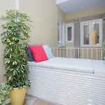 Liiiving In - Clerigos Terrace 아파트 포르투
