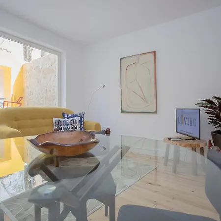 Апартаменты Liiiving In - Clerigos Terrace *