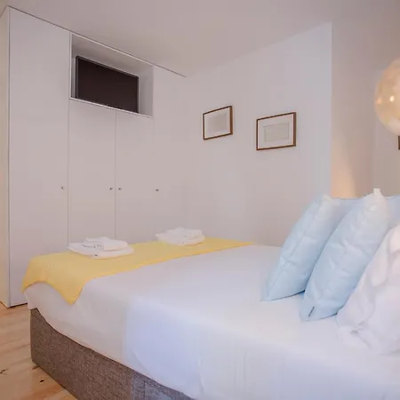 Liiiving In - Clerigos Terrace Апартаменты Порту