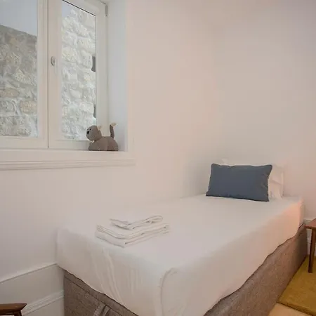 Liiiving In - Clerigos Terrace * פורטו