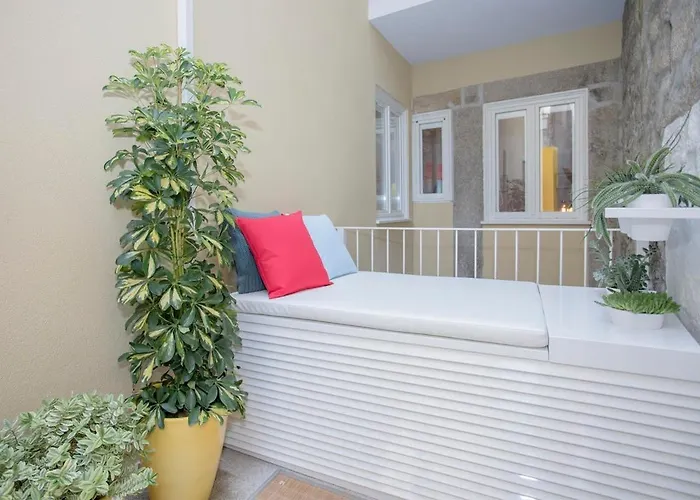 Liiiving In - Clerigos Terrace דירה פורטו