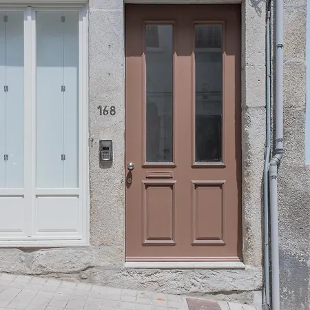 Liiiving In - Clerigos Terrace Porto