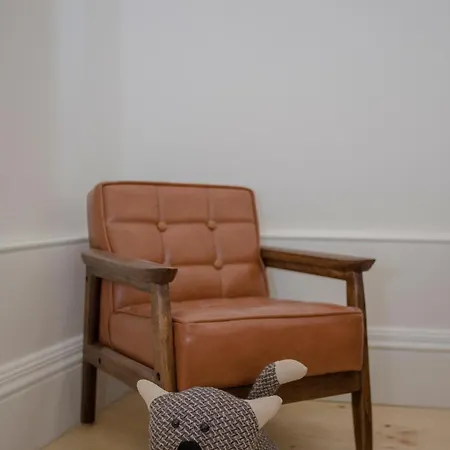 Liiiving In - Clerigos Terrace